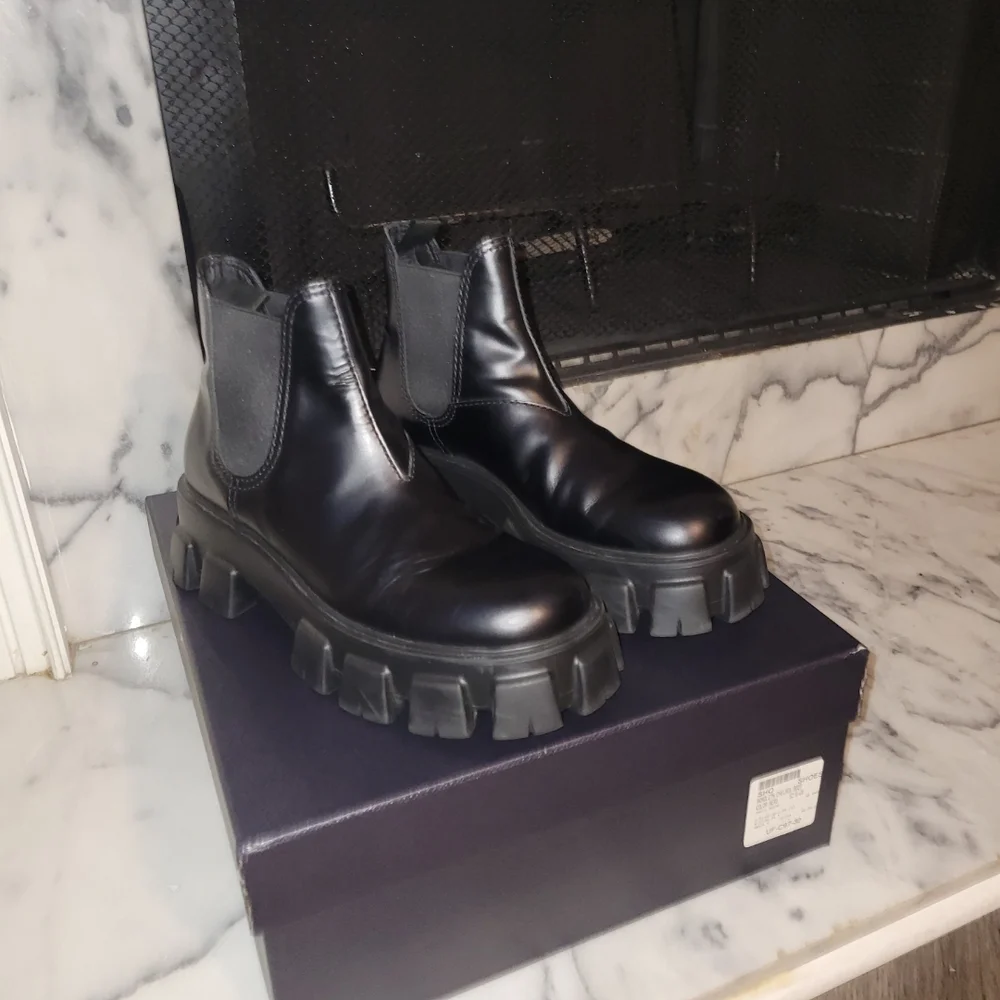 Prada Black Leather Men's Boots - Picture 1 of 5